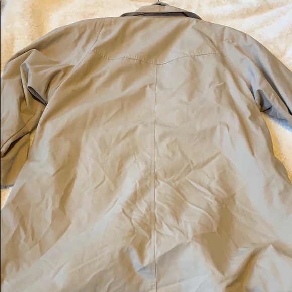 London Fog Limited Edition Coat w/ Scarf - Picture 5 of 7